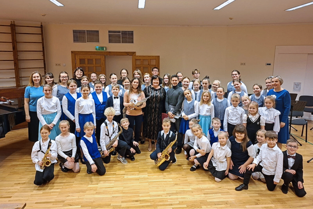 Aluksniesiem.lv raksta attēla aizvietotājs