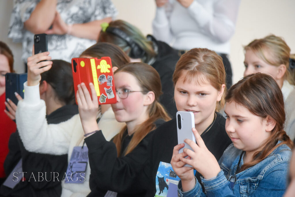 Aluksniesiem.lv raksta attēla aizvietotājs